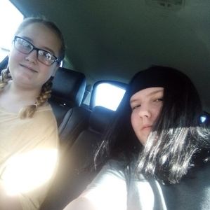 Meet your Posher, Skyler